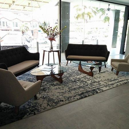 Alora Hotel Penang Пенанг Экстерьер фото